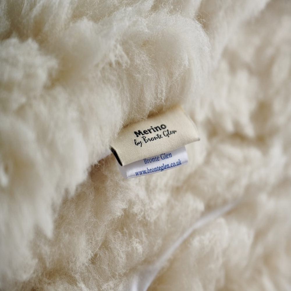 Luxurious Natural Merino Wool Mattress Topper